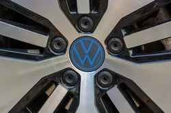VW e-Golf aero-rims center cap