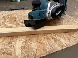 45 DEGREE GUIDE FOR MAKITA PLANER