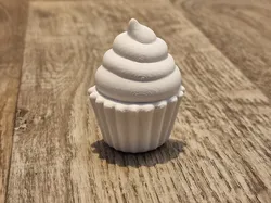 Cute Cupcake Magnet