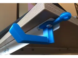 Headphone hanger for Ikea SKARSTA desk