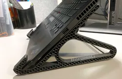 UPDATE - Vertical Laptop Stand / Take 4!