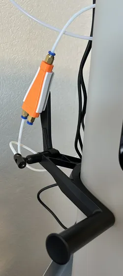 Zugentlastung des PTFE-Schlauch an dem H2D