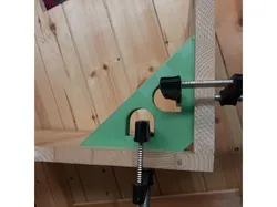 Customizable Angle Corner Holder