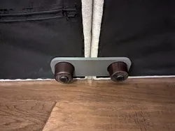 Dayna Sectional Clip
