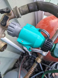 Quick Lock Cam garden hose thread