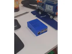 Raspberry Pi v3 POE Hat Box (PoeBox)