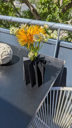Simple vase