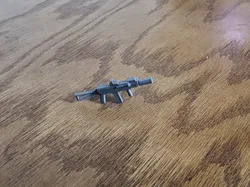 Dummy 13 weapon - Breacher SMG
