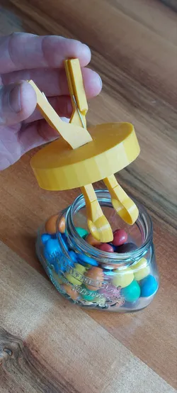 "Jar Jar Pinch"