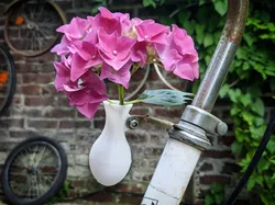 Bike Flower Vase – Repurpose Your Old Bike Light Mount