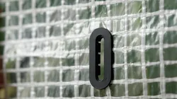Slotted eyelet for foil