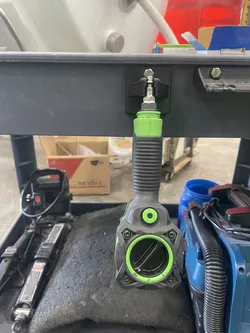 1/4" pneumatic tool hanger