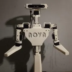 Robots & Mechs STL تنزيل - Nova Desktop (V1) AI Humanoid Desktop Companion - Hayden Woodger