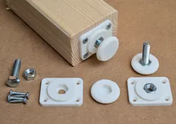Screw in leveling feet using an M8 bolt