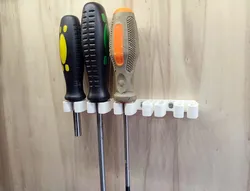 Screwdriver holder x5 remix screws