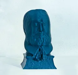 Victor Hugo bust @ Antibes FR