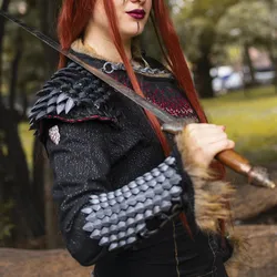 Articulated Scalemail Bracer