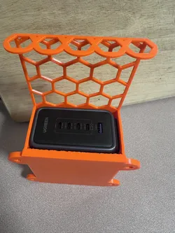 UGREEN Nexode 300w USB charger mount/dock