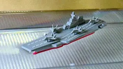 可以浮在水上的航空母舰