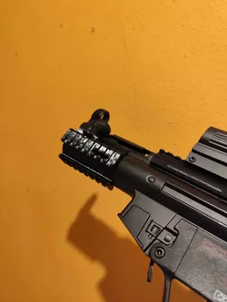 Airsoft MP5K TR handguard with hop window