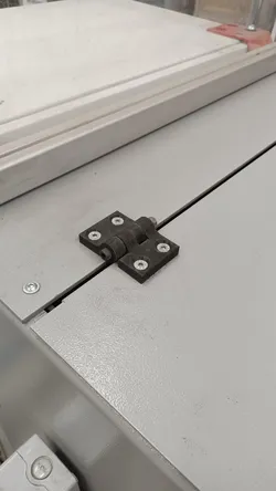 Strong Hinge