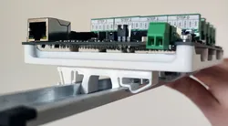 Din rail clip