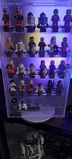 Lego figurines support for display case