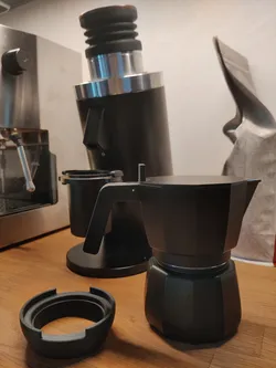 Moka pot funnel