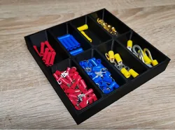 150*150mm assortment box with 8 compartments