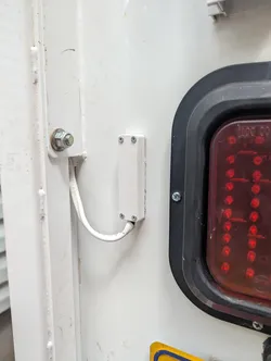Happijac exterior wire junction box