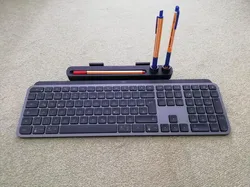 Logitech MX Keys - Keyboard Riser & Pen Holder V2.0