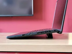 Simple Laptop Stand