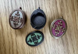 Small locket / Key chain box