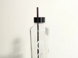 Metal Straw Lid for 800 mL Voss Bottle