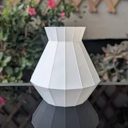 Vaso Regular Edges