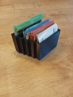 Euro bill organizer