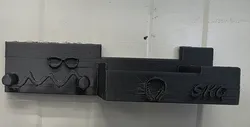 STORAGE (HEADPHONES, GLASSES, ERASER)