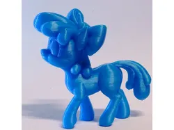 Cautiously Walking Applebloom