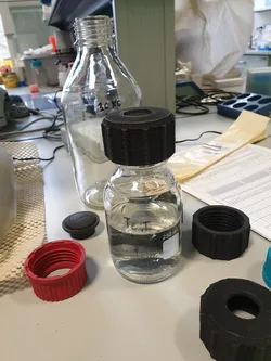 GL45 cap for rubber stoppers