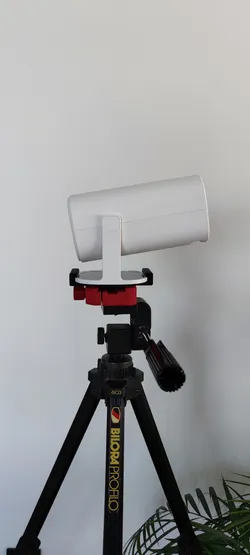 Projector tripod mount