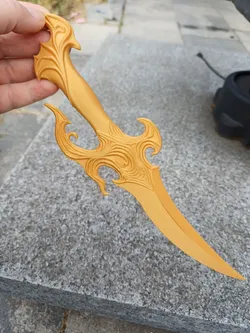 Whisperfang — Ornate Fantasy Dagger