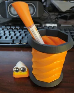 Spiral pencil holder