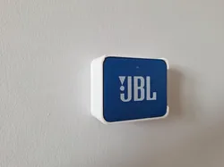JBL GO 2/GO ESSENTIAL Wall Mount