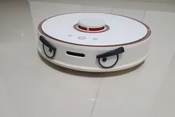 Roborock S5 Vacuum Eyes