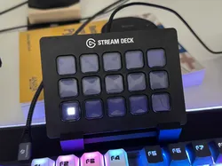 Support for Stream Deck MK1 and Corsair K70 Core keyboard