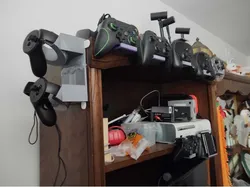 Oculus Controller hanger
