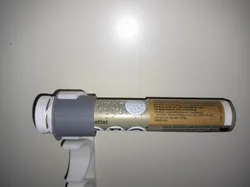 Small tube (treo et al) adapter for Vitamin holder