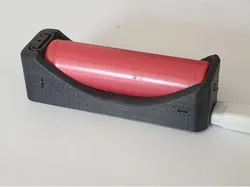 Compact 18650 Charger