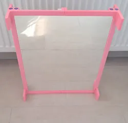 Mirror Frame with 3D Printed Screws and Nuts