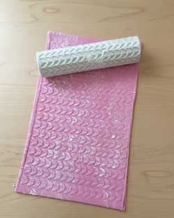 Sweater shape pattern roller